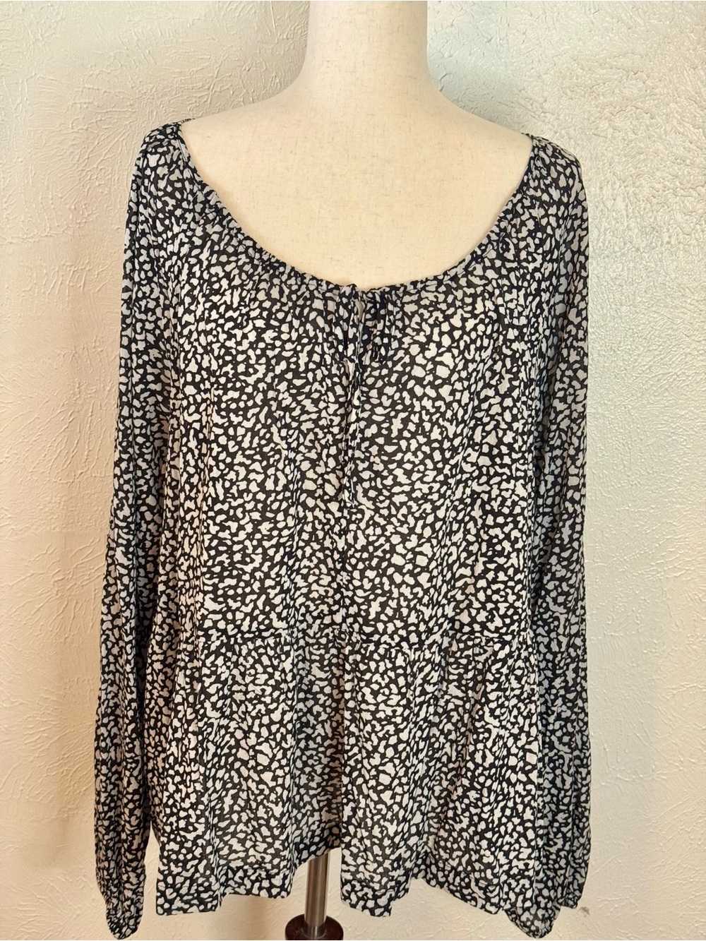 GAP Black and White Printed Long-Sleeve Women's Blouse XL Tall